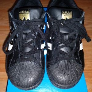 Adidas Sneakers (little Boy) Size 1.5 Black/White